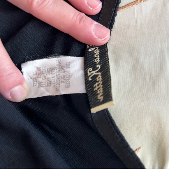 DARLING LACE & FRILLS SET IN SUPERB CONDITION - Picture 7 of 7